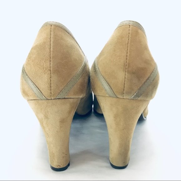 Comfortable Neutral Sz 9 Day Time Suede Taupe Round Toe Pump True to Size - Picture 4 of 8